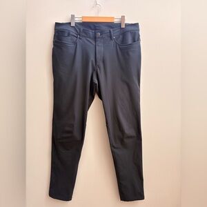 Male Lululemon ABC Skinny Fit Pants (Warpstreme) 36 x 32 Colour: Obsidian Black
